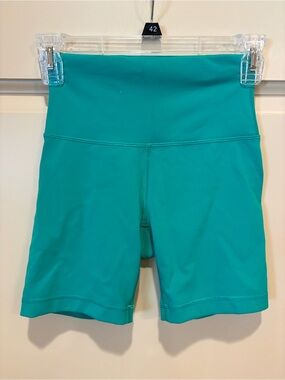 Lululemon 6” bike Shorts